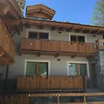 Appartamento Maison Carrel Elegant 12 Breuil-Cervinia